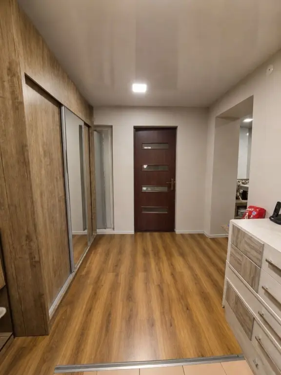 Яшнабадский р-он. Ташсельмаш. 2)2)1. 50м².