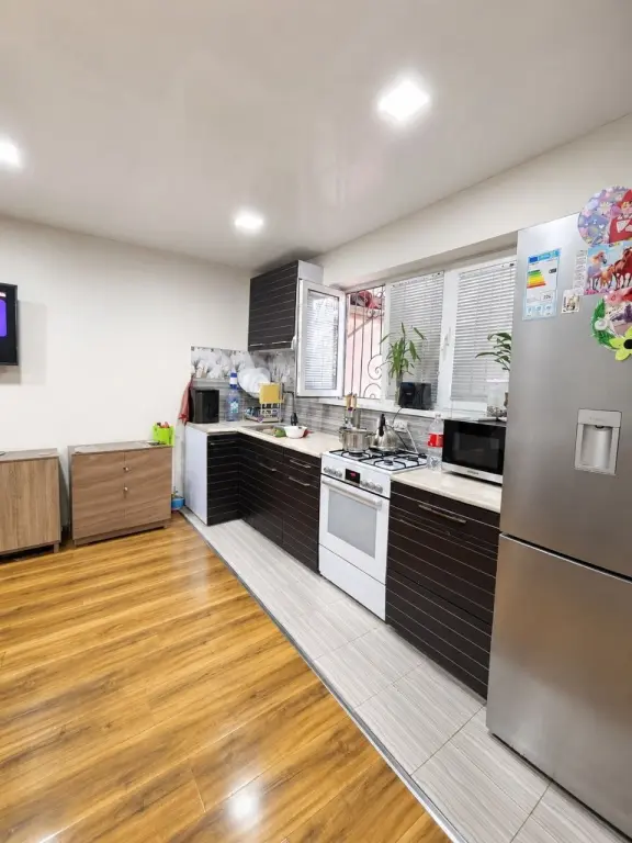 Яшнабадский р-он. Ташсельмаш. 2)2)1. 50м².