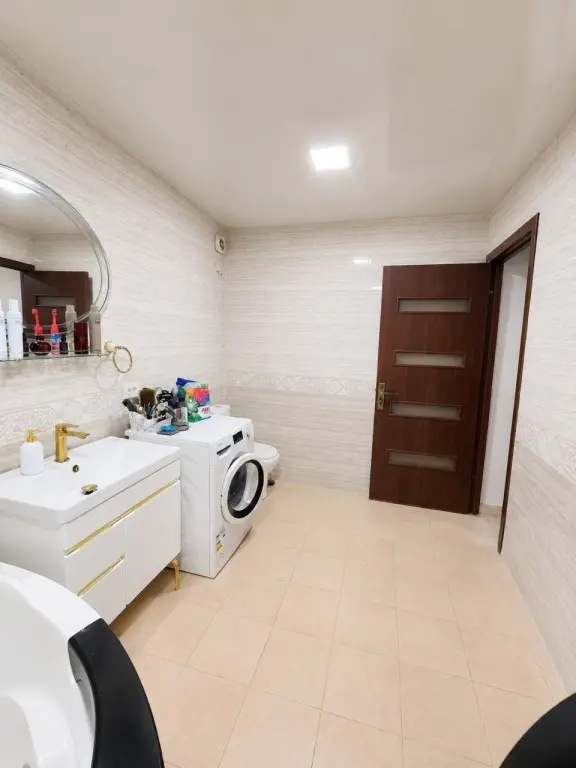 Яшнабадский р-он. Ташсельмаш. 2)2)1. 50м².