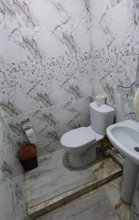 Яккасарайский район. Ул. Бабура. Дуплекс 4/7-8/10. 109 м²