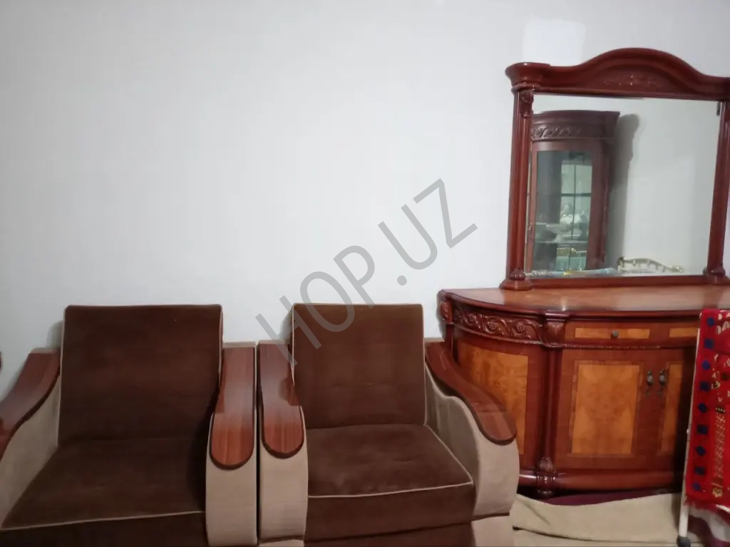 Ойбек. 2/8/9 65м²