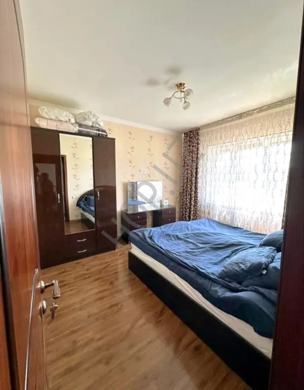 Мирзо Улугбекский р-он Ттз 4. 3/3/4 70м² 77 Серия