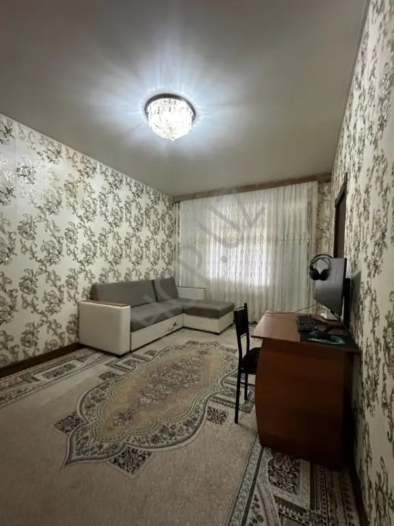 Мирзо Улугбекский р-он Ялангач. 2/1/4 46м²