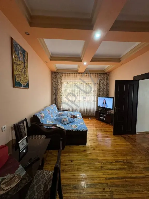 Дархан Тельмана. прлдается дом. 200м² 2 сотки земли