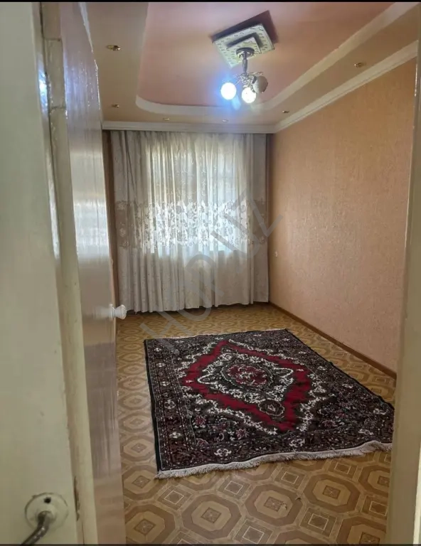 Мирзо Улугбекский р-он Ялангач. 2/1/4 50 м²