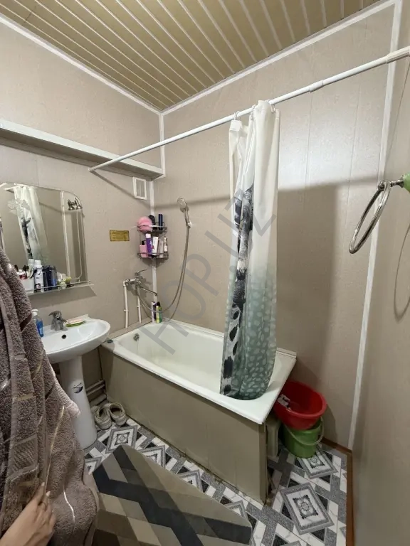 Паркентский Риезий 2/9/9 60м².