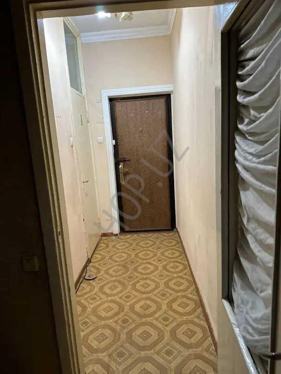 Мирзо Улугбекский р-он Ялангач. 2/1/4 50 м²