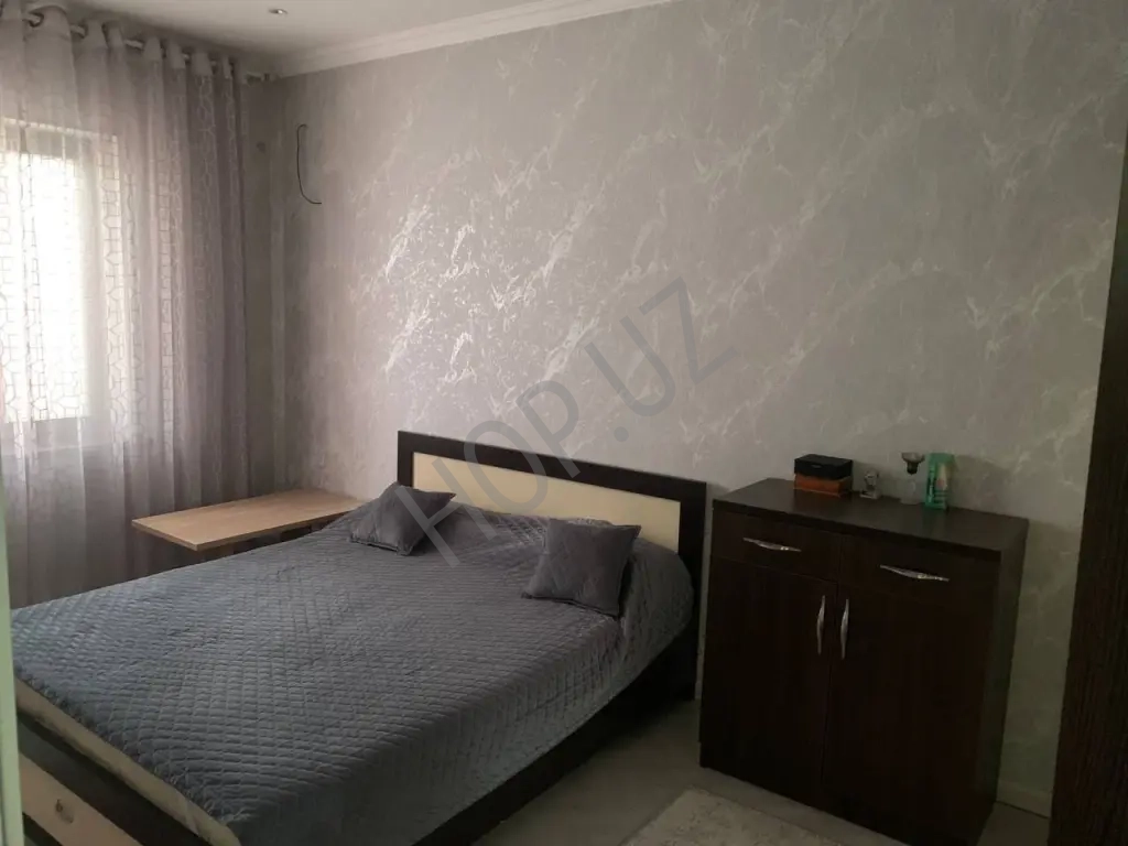 Амир Темур махалля Ор-р Трюфель. дом 2 уровня. 6 комнат.