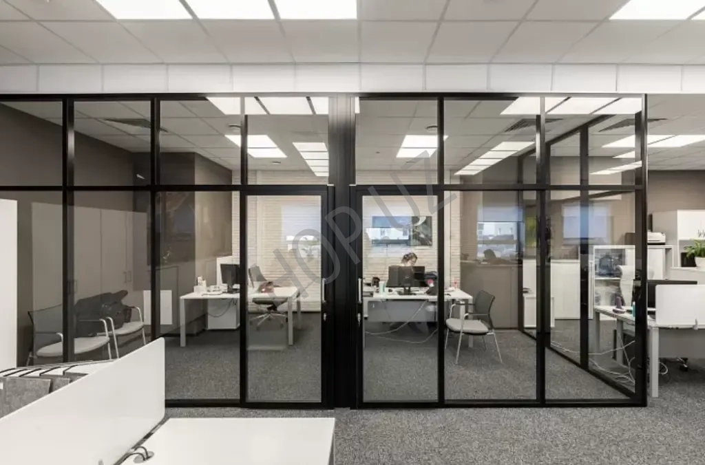 Установка офисных перегородок