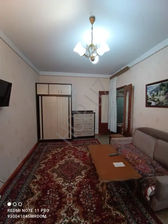 Аренда. Феруза Мирзо Улугбекский р-он. 1/4/4 45м²