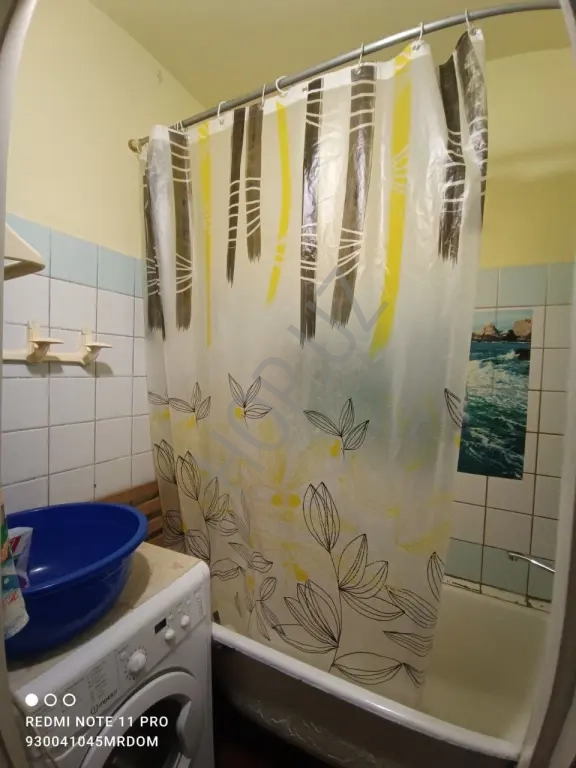 Аренда. Феруза Мирзо Улугбекский р-он. 1/4/4 45м²