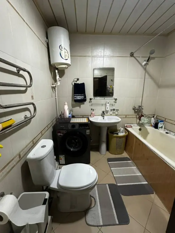 Мирзо Улугбекский р-он. Буз-2. 2/2/5. 55м²