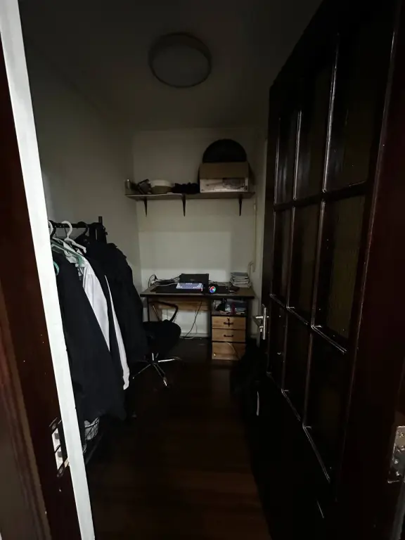 Мирзо Улугбекский р-он. Буз-2. 2/2/5. 55м²