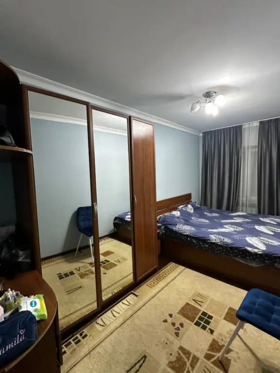 Мирзо Улугбекский р-он. Буз-2. 2/2/5. 55м²