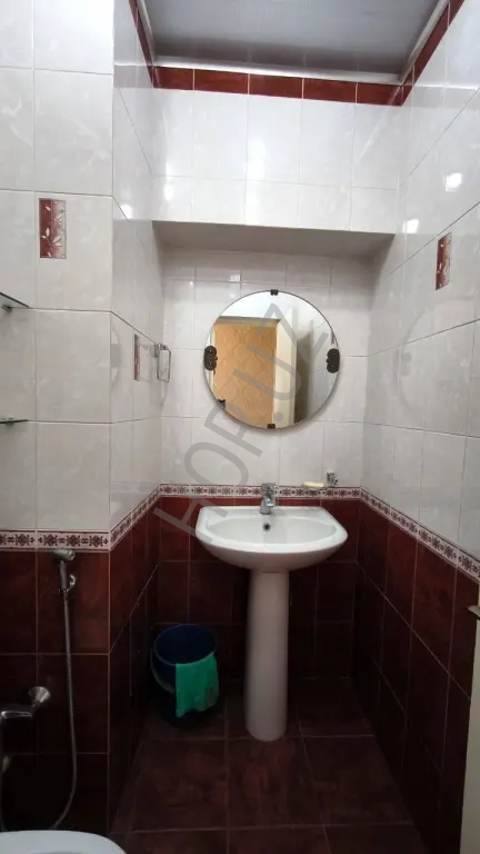 Мирзо Улугбекский р-он Ц-1 Детский мир. 5/5/9 116м²