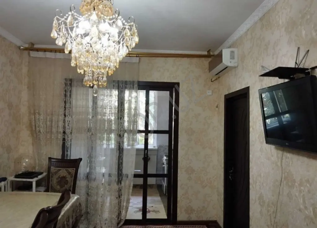 Бий Художники 2в3/5/5 53м² Панель.