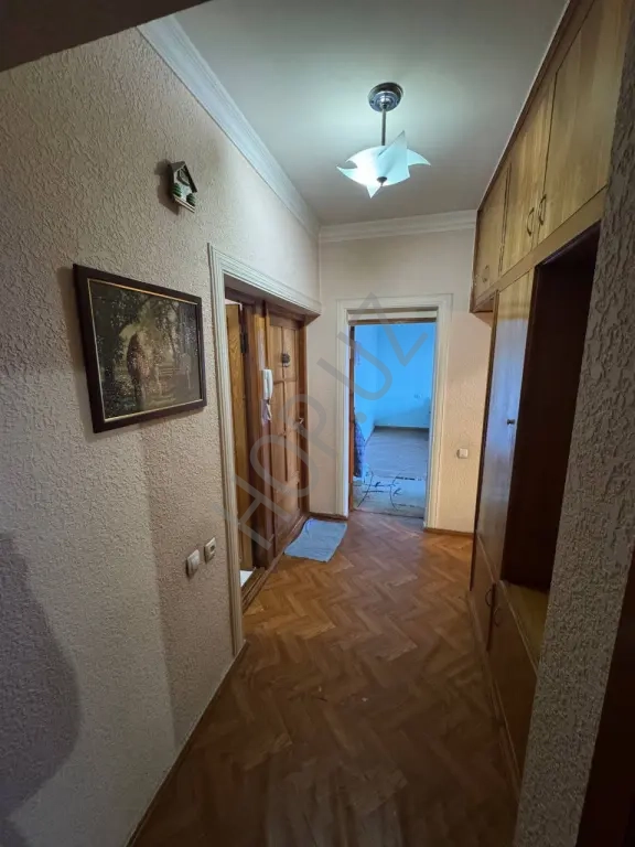 Паркентский Риезий 2/7/9 60м² зал 5*5.