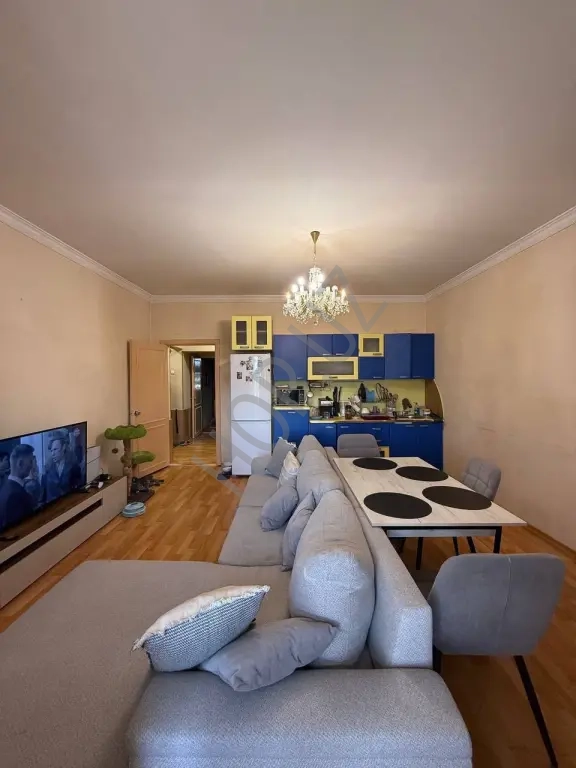 Садыка Азимова 3в4/9/9 75м².