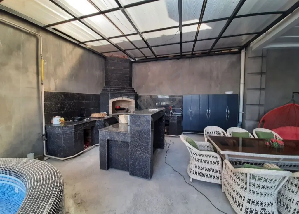 Мирзо Улугбекский р-он. ул. Темур Малик дом 480м²