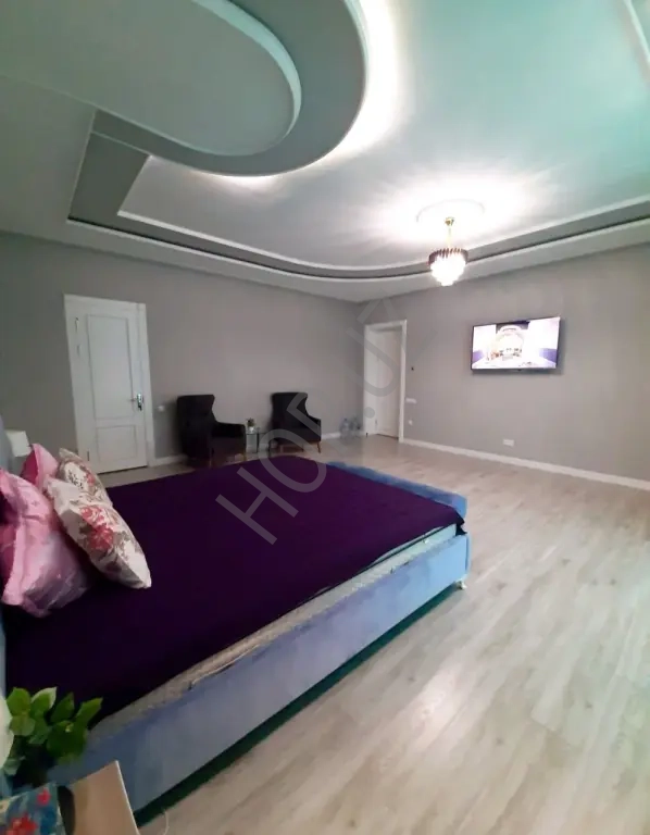 Мирзо Улугбекский р-он. ул. Темур Малик дом 480м²