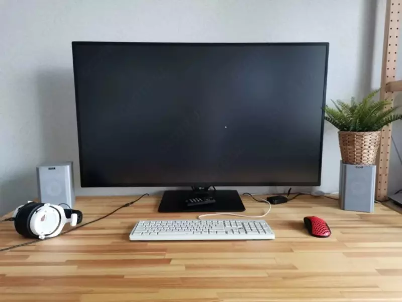Монитор LG 43UN700-B 43