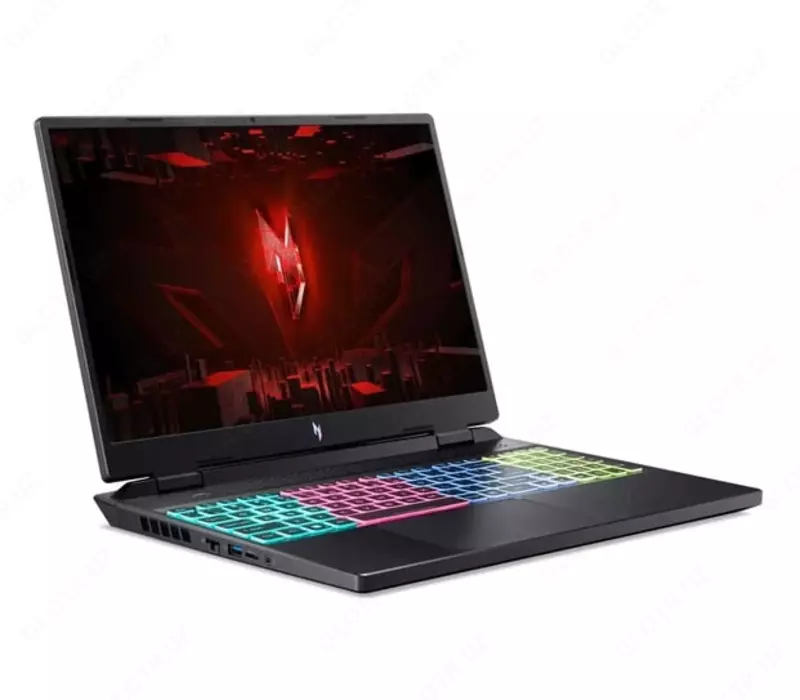 Ноутбук Acer Nitro 16 AN16-51 / i7-13700H / 8GB / SSD 512GB / RTX4050 6GB / 16