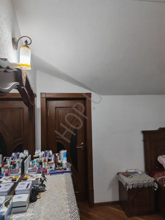 Юнусабадский район. Бадомзар ул.Богишамол. Продается Дом 2 - уровня. 156м².