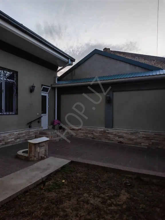 Юнусабадский район. Бадомзар ул.Богишамол. Продается Дом 2 - уровня. 156м².