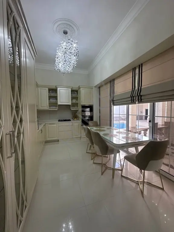 Мирзо Улугбекский р-он Никитина. продается дом.230м²