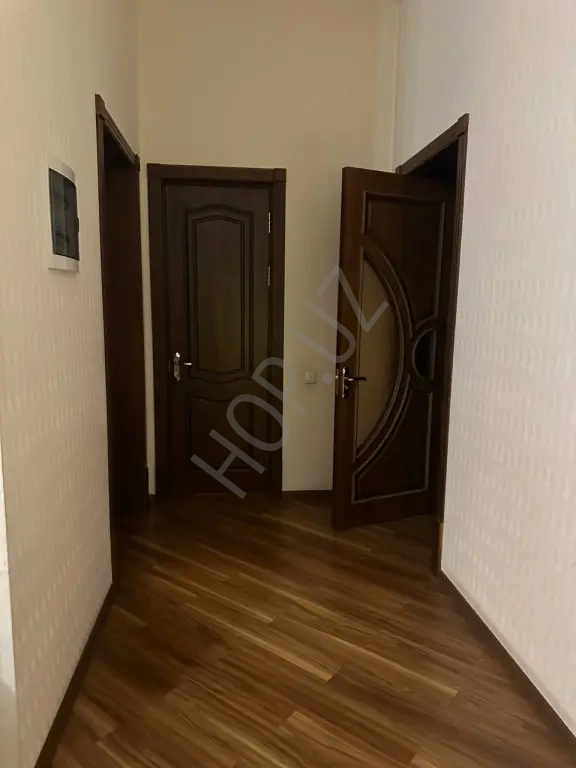 Юнусабадский район. Бадомзар ул.Богишамол. Продается Дом 2 - уровня. 156м².