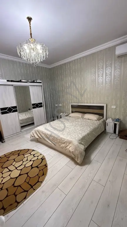 БИЙ ул.Зиёлилар. продается Дом. 2 уровня 350м²