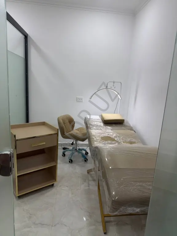 Аренда кабинета в салоне красоты. Буюк Ипак Йули