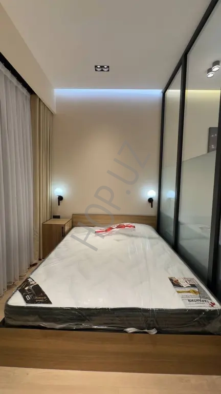 Аренда. Яккасарайский район. Заравшан Сити. 1в2/8/18. 40м²