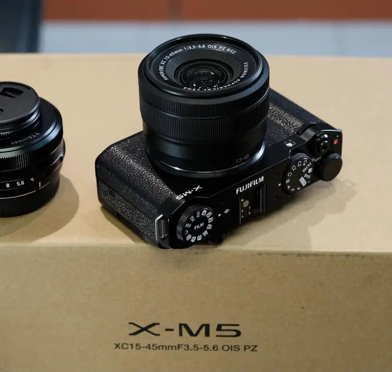 Новый комплект FUJIFILM X-M5 + XC15-45mm (черный)