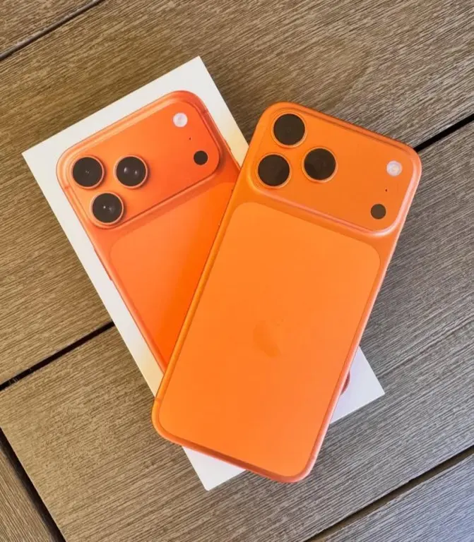 Новый Apple iPhone 17 Pro Max — 256 ГБ — Cosmic Orange