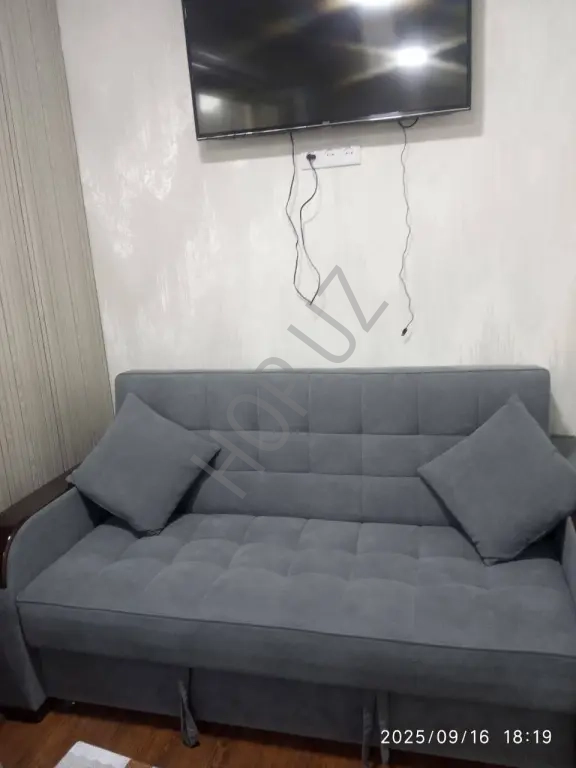 Ахмад Югнаки. 1-комнатная 3- этаж 39м²