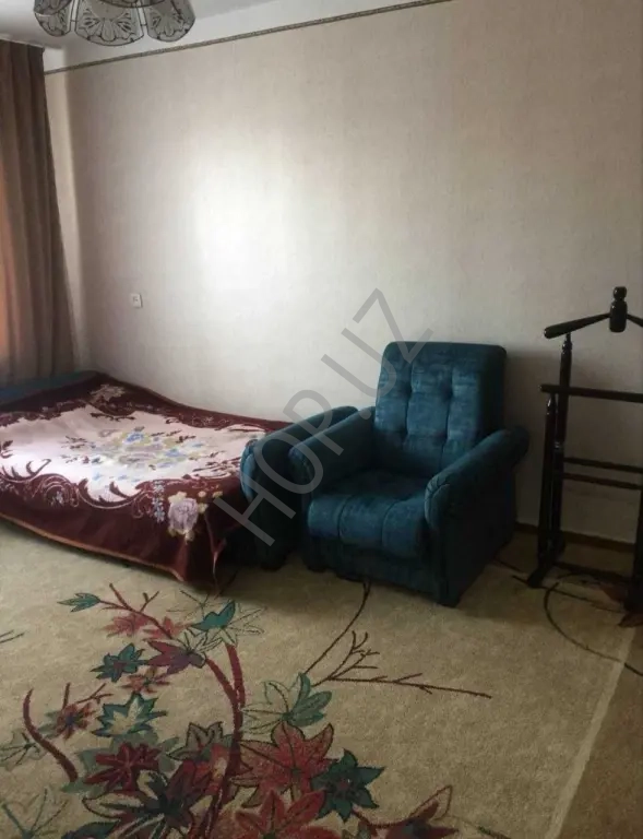 Мирзо Улугбекский р-он Ялангач.1/4/5 28м² Кирпич