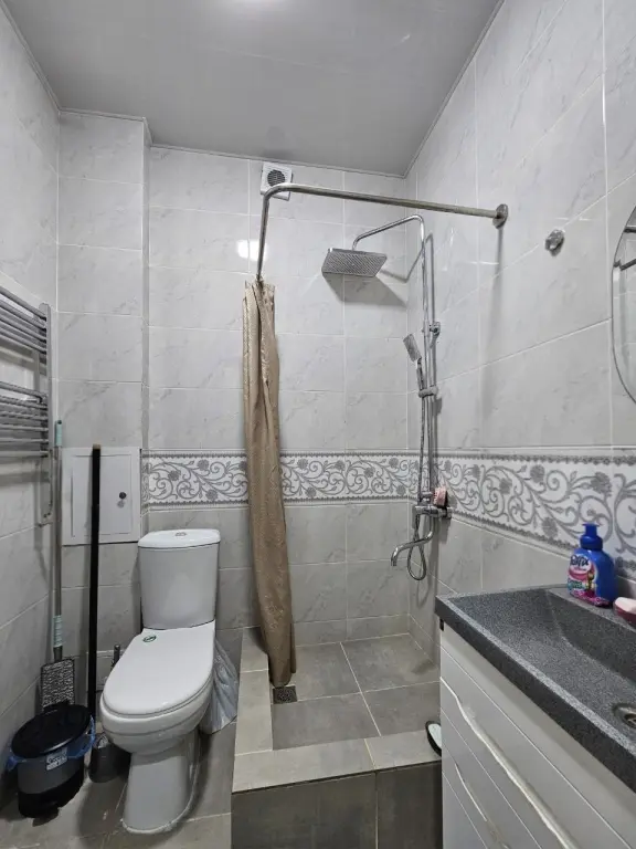 Продается квартира. Буюк Ипак Йули. 3в4/2/4 86м² Кирпич