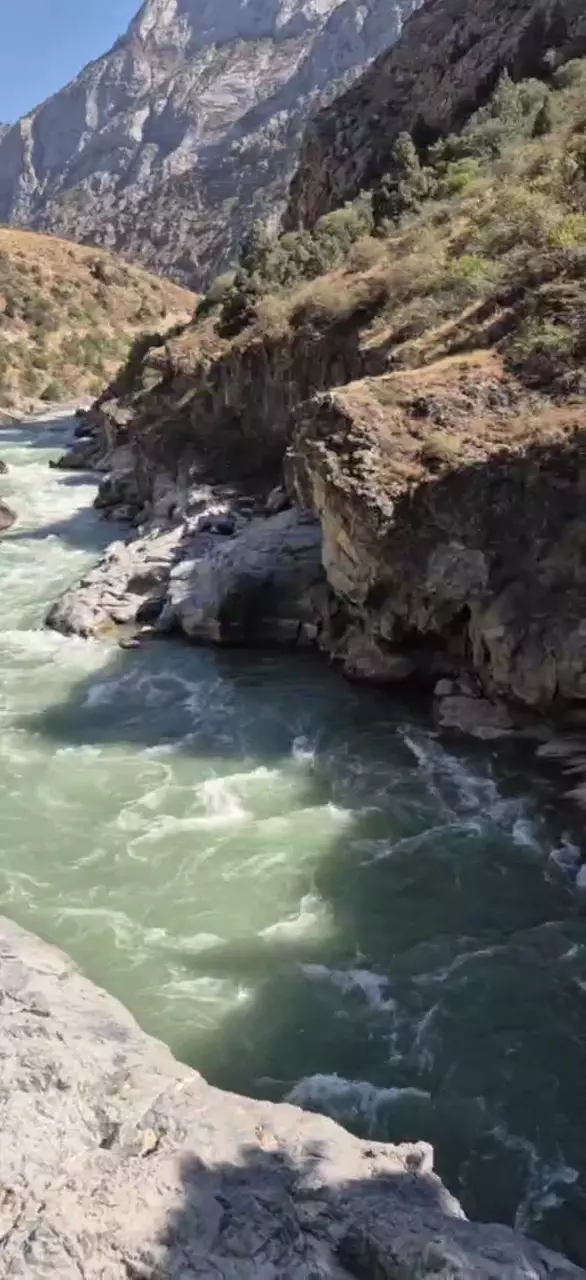 Походы в горы и на водопады