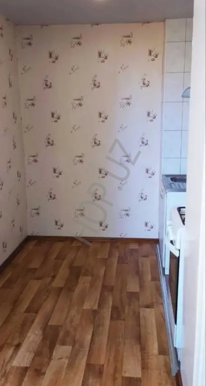 Ялангач Эко базар. 3/4/4 70м². Кирпич.