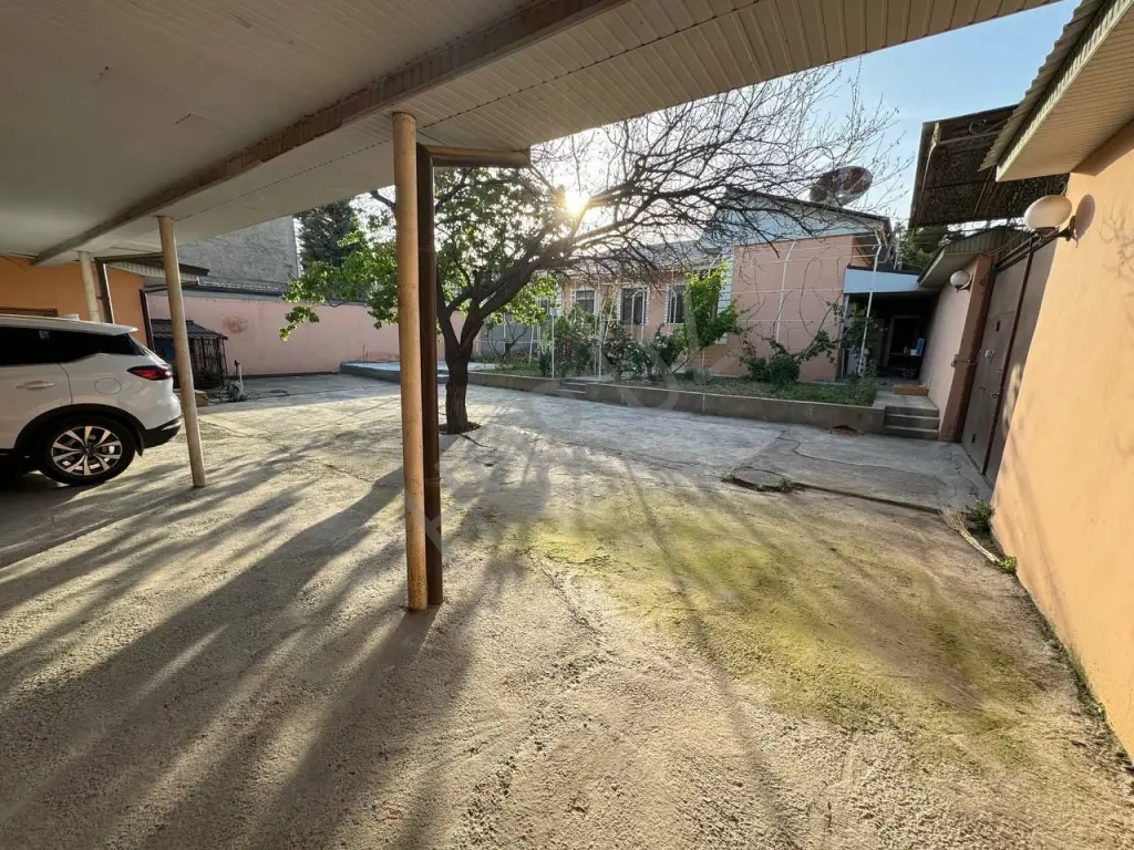 Мирзо Улугбекский район Циалковский.Площадь 7,2 соток 